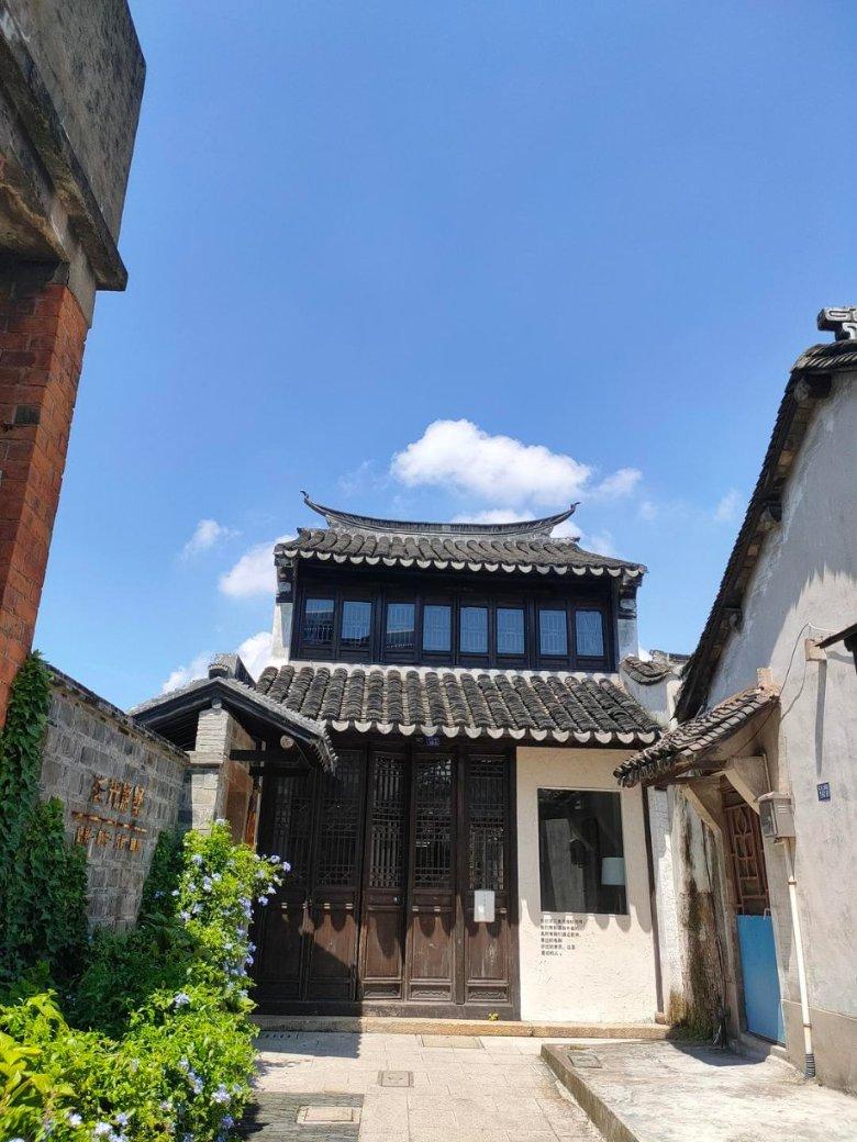 抖音遇上周星驰 短剧生意从小厂卷向大厂